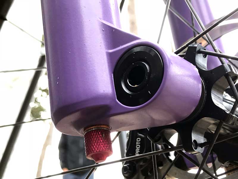 spy shots of prototype formula selva fork with dual air spring for 2018