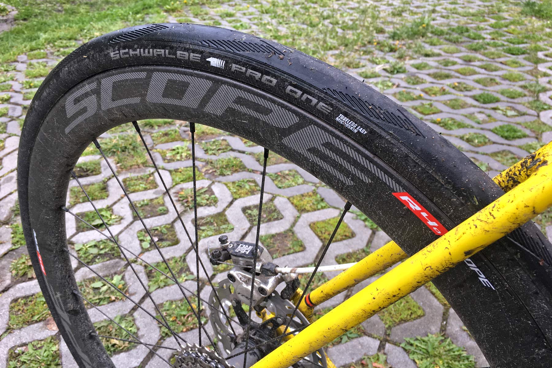 Review: Hitting all road surfaces on Scope R4D carbon tubeless 