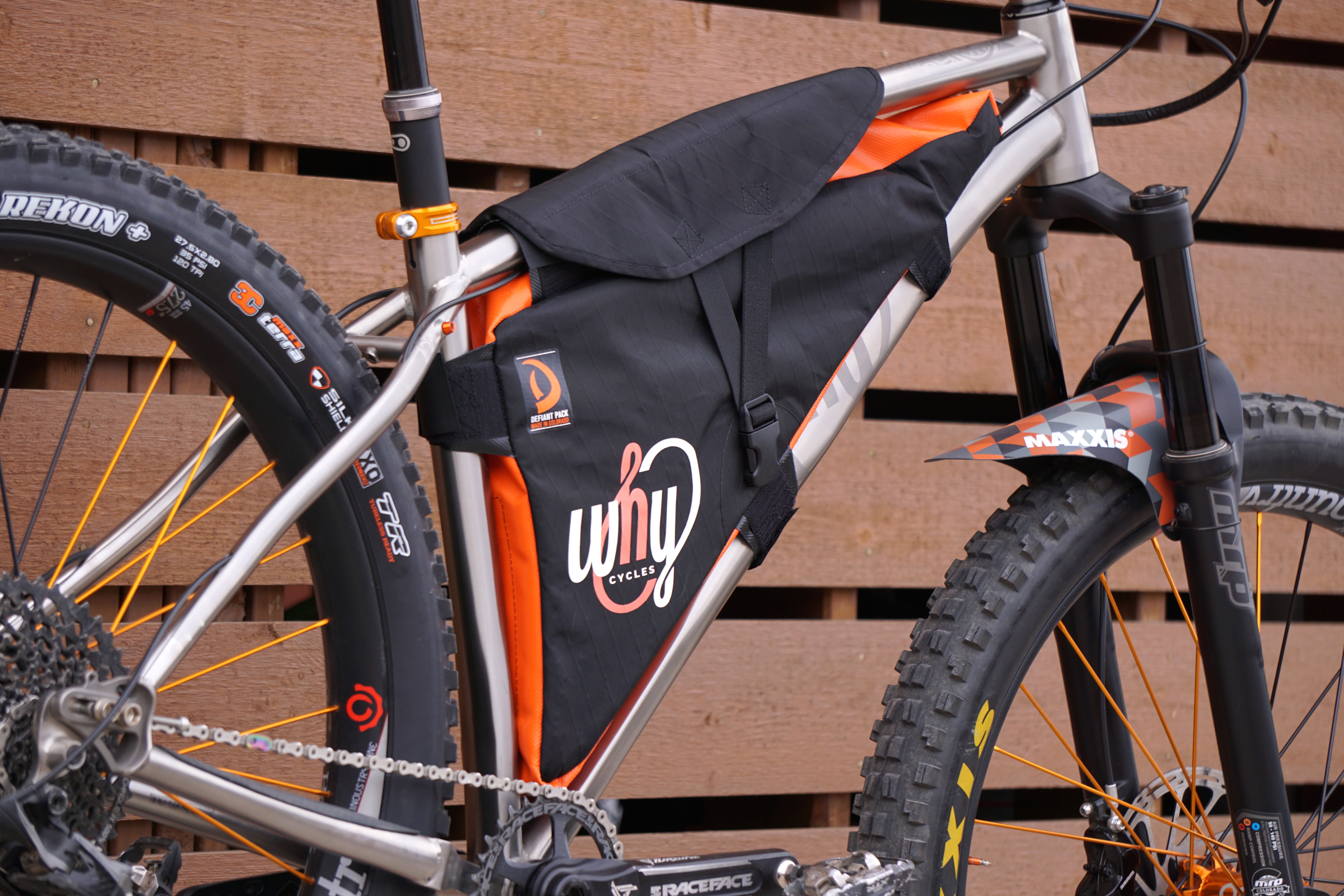 Why Cycles & Defiant Pack team up for zipper-less custom frame bags