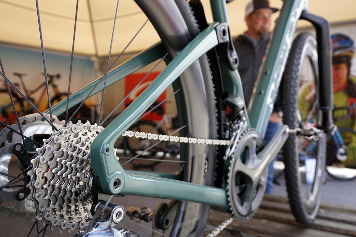 prototype niner full suspension gravel bike now in carbon fiber will launch in 2019
