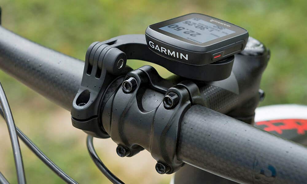 inden længe Pick up blade Positiv Garmin Edge 130 adds low-cost connectivity in new compact cycling computer  - Bikerumor