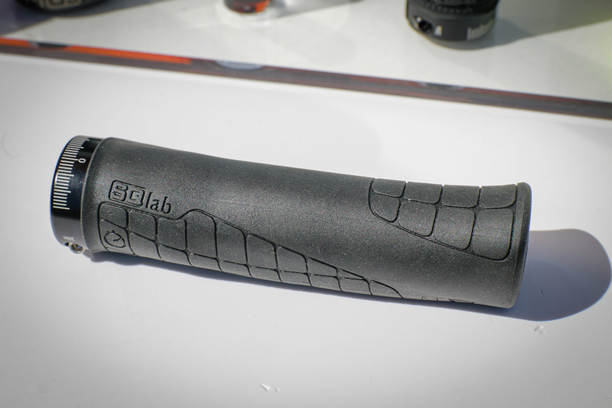 SOC18: SQlab Series 7 grips bring better ergonomics to all riders