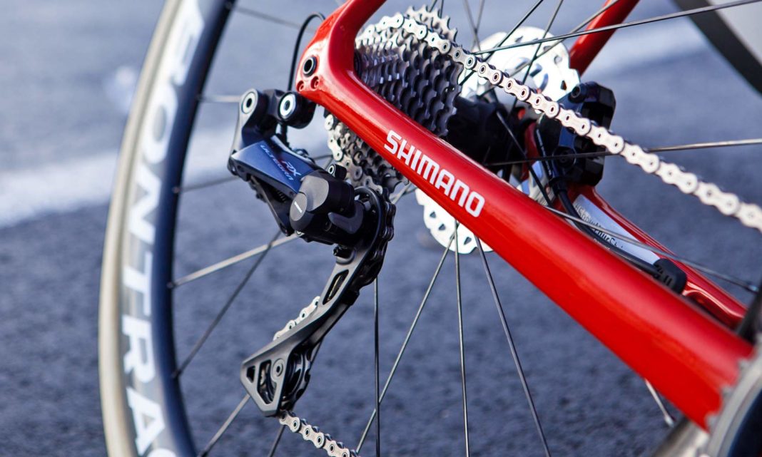 Shimano Ultegra RX derailleurs pull Shadow RD+ clutch onto the road ...