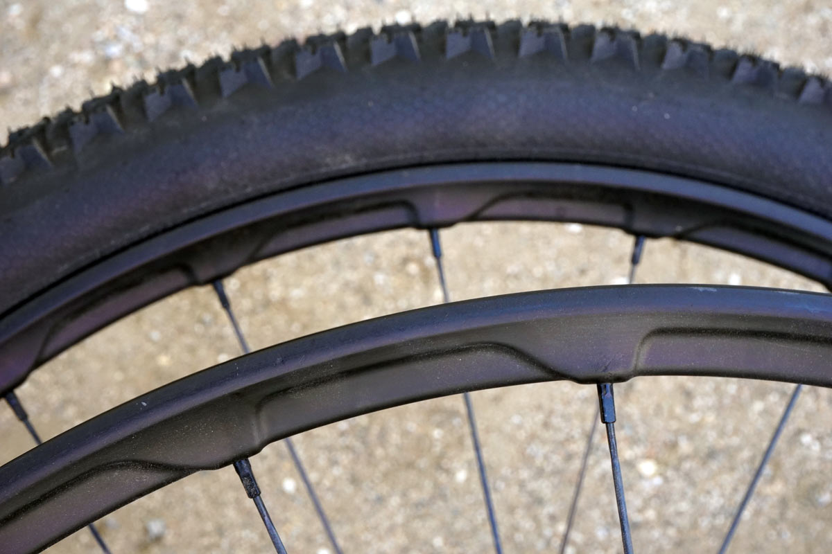 alchemist RR2 carbon fiber XC Marathon mountain bike wheelset with angled ratchet ring hub engagment