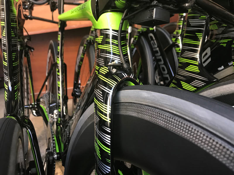 2018 Giro D-Italia pro bike check Drapac Cannondale Super Slice Disc TT race bike
