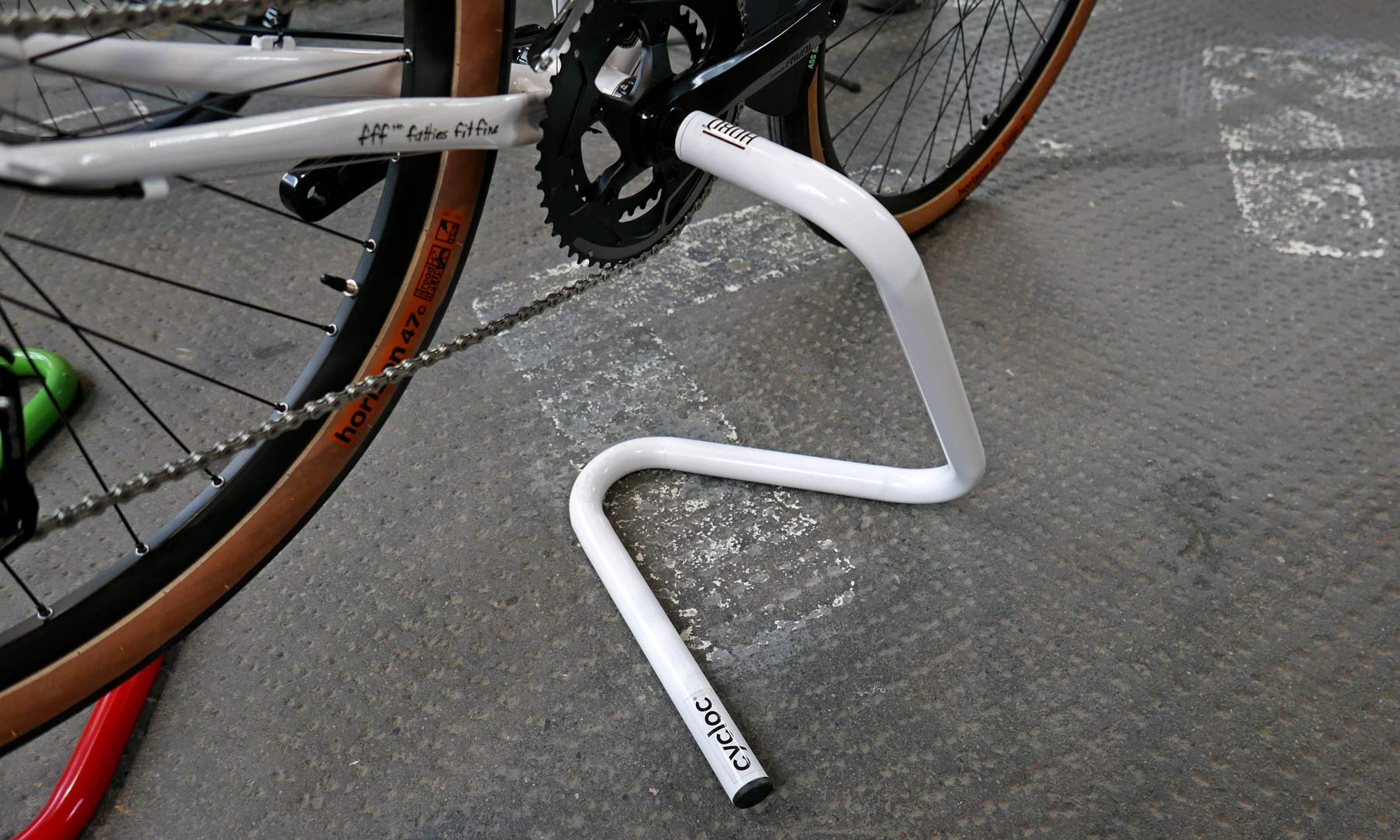 crank bike stand