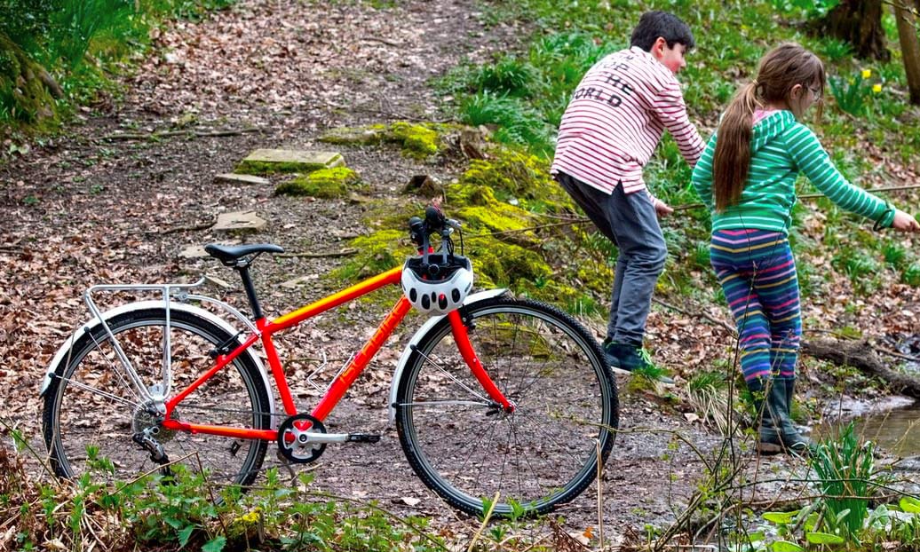 Islabikes Beinn 27 sizes up popular alloy bike to 27.5″ wheels for growing kids