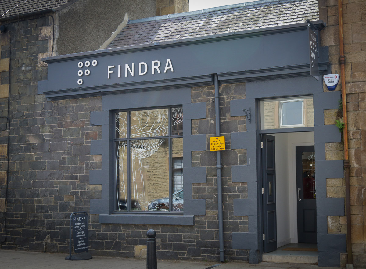 Findra is following their own path to women's specific cycling clothing