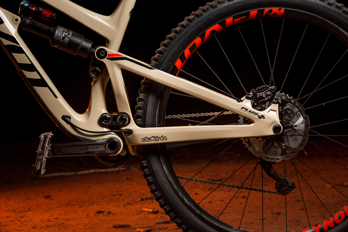Pivot Firebird 29 takes flight with 162mm of travel and big wheels