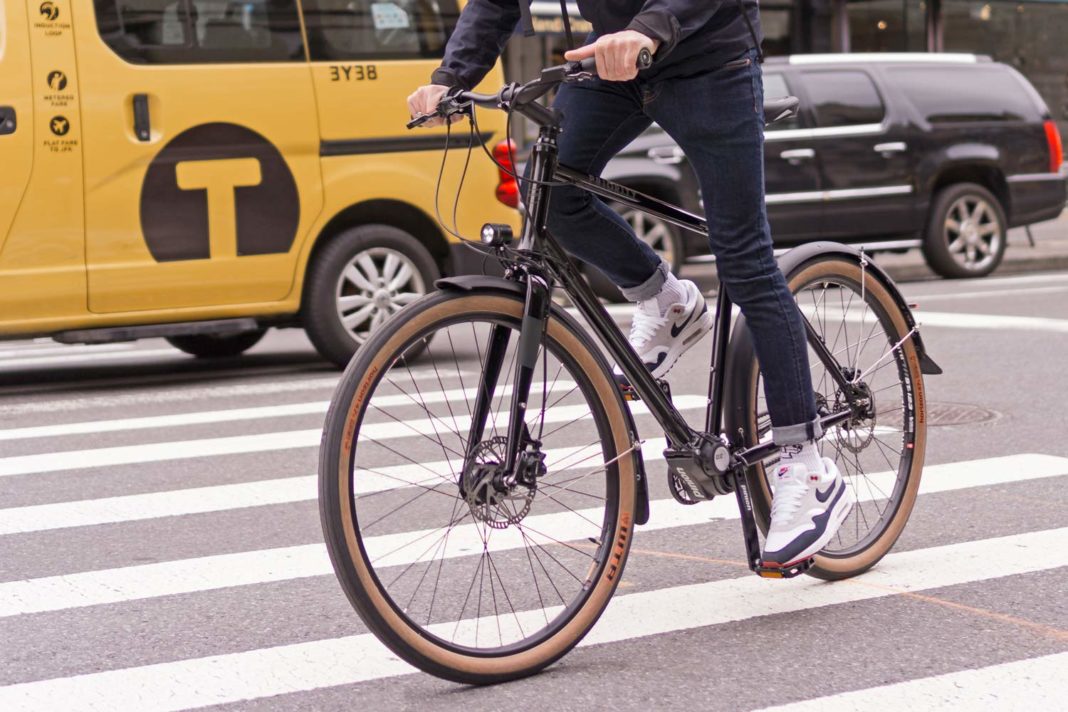 The Priority 600 allroad plus commuter gets Pinion power, Gates belt