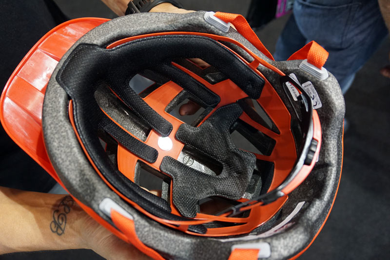 2019 Bell Spark is an affordable mountain bike helmet with MIPS protection
