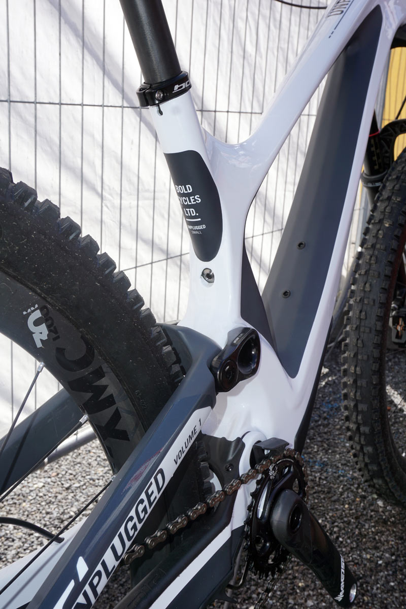 2019 Bold Unplugged enduro mountain bike with hidden rear shock inside the frame