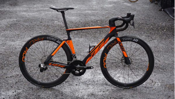 2019 KTM Lisse aero road bike with disc brakes and integrated front end cockpit that hides the cables in the stem