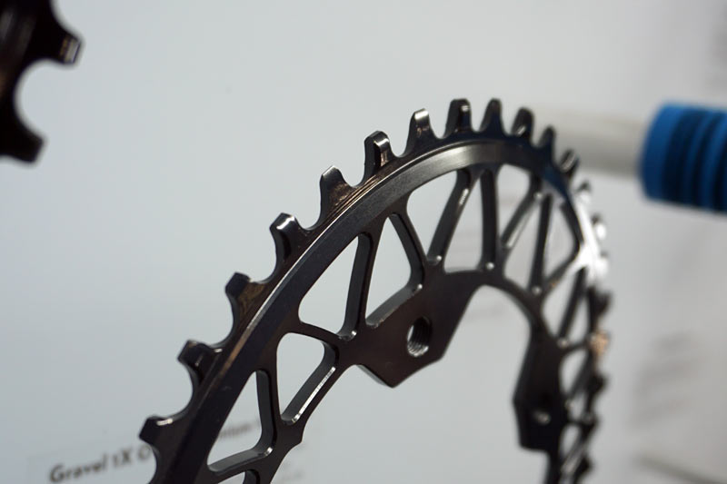 absoluteblack gravel oval chainrings for 110-4 and 110-5 bolt cranksets