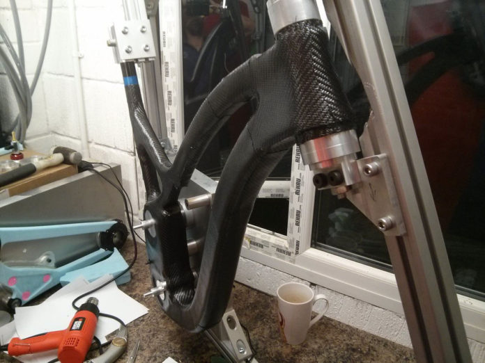 EB18 Spotted Deviate Guide with Pinion gearbox & Intend Edge upside