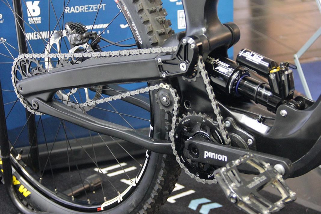 EB18 Spotted Deviate Guide with Pinion gearbox & Intend Edge upside