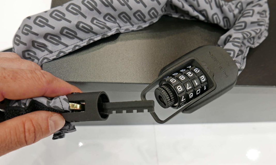 EB18 Hiplok Spin portable chain belt lock & Hexlox HexThru axle prototypes Bikerumor