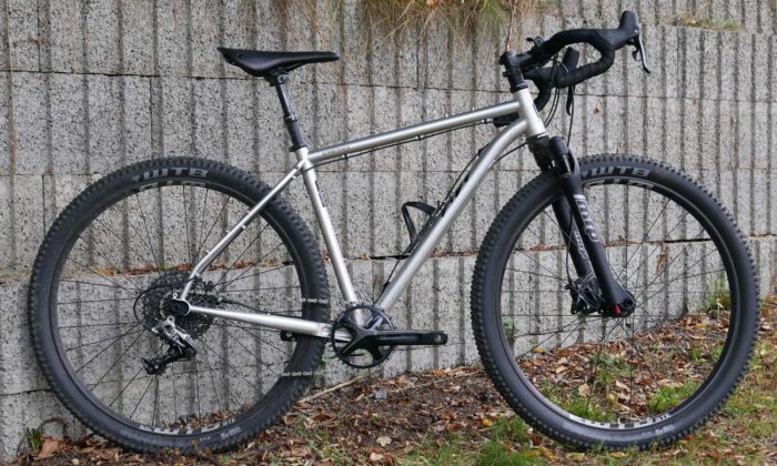 2019 Bombtrack Hook ADV crushes gravel adventures w/ MRP fork & KS ...