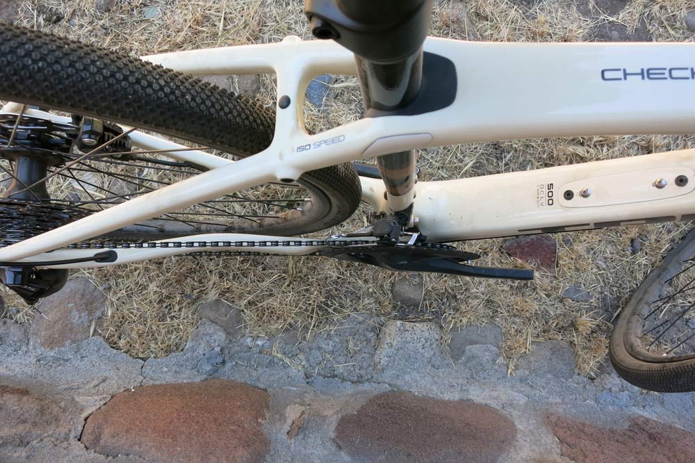2019 Trek Checkpoint SL5 WSD gravel bike review with built in micro suspension frame flex