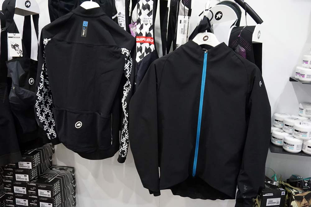 assos neos mille gt winter cycling jacket with integrated neck gaiter and face mask