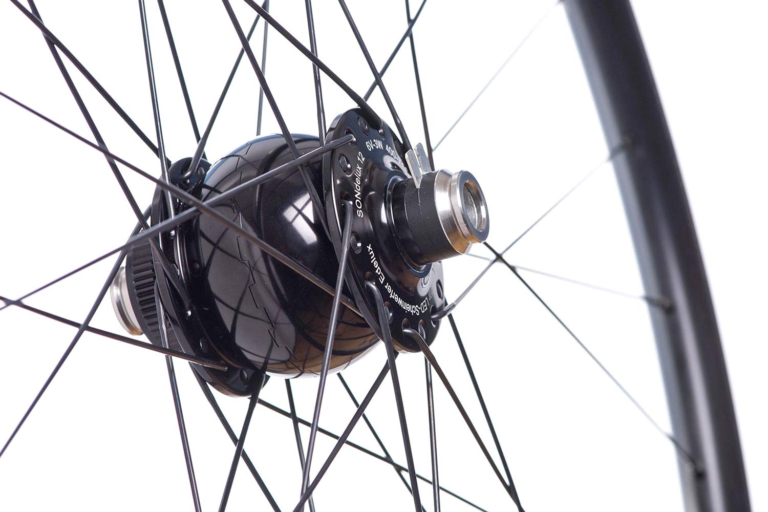 Hunt 30 Carbon Dynamo Disc carbon gravel bike bikepacking adventure dynamo hub generator wheels SONdelux 12
