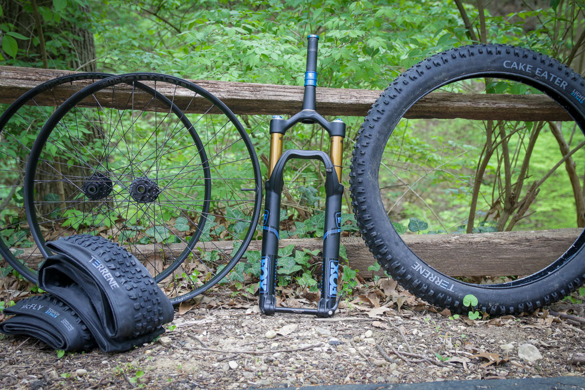 Otso Plus-Fat: Can you make a fat bike a plus bike by only changing the tires?