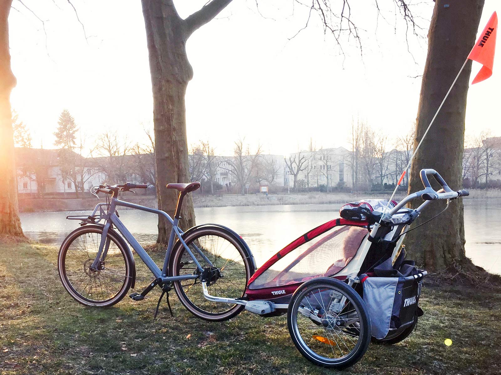 Schindelhauer urban commuter Bikes For Families Chariot trailer