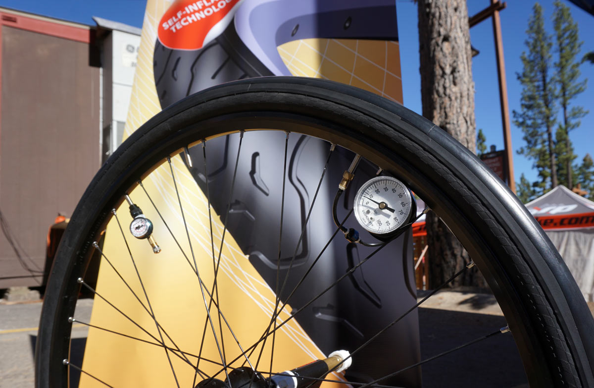 AirWinder self inflating bicycle tire for city and commuter bikes