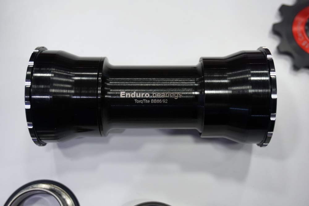 Enduro Bearings explains the angle of angular contact bearings with new XD-15 degree bottom brackets