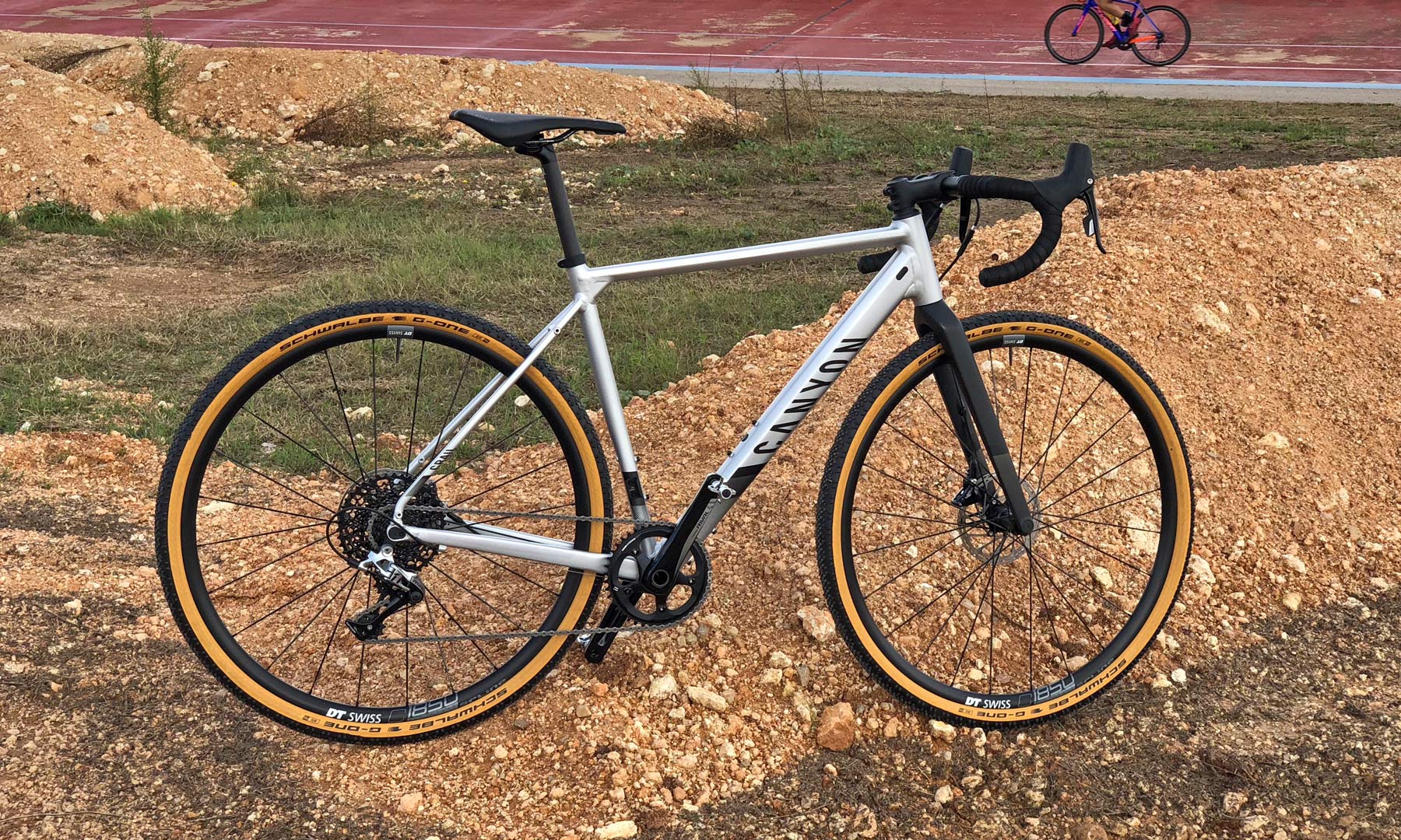 2019 Canyon Grail AL affordable aluminum gravel bike with conventional two-piece drop bar