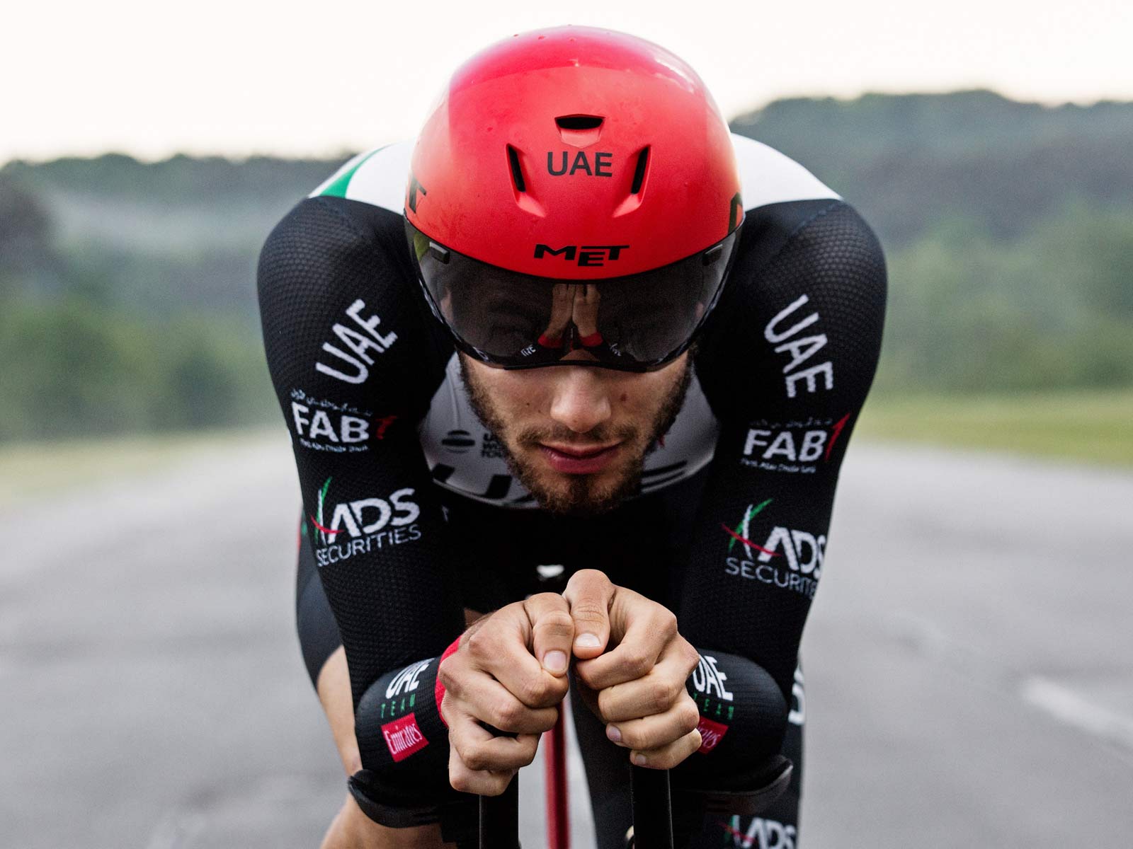 MET Codatronca wide, aero helmet reduces drag from every angle 