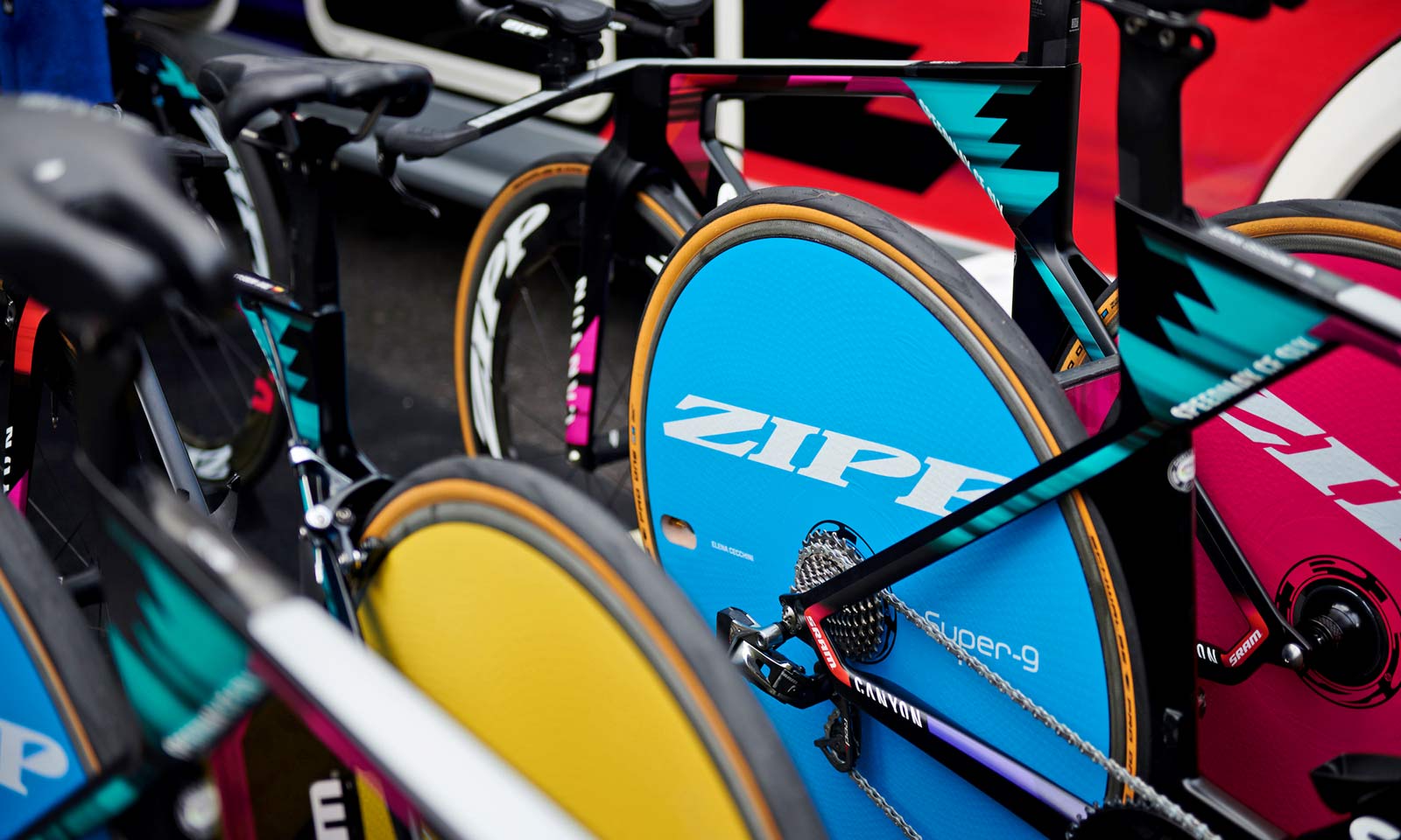 30th anniversary Zipp Super-9 disc wheels adds TT Worlds winning retro color