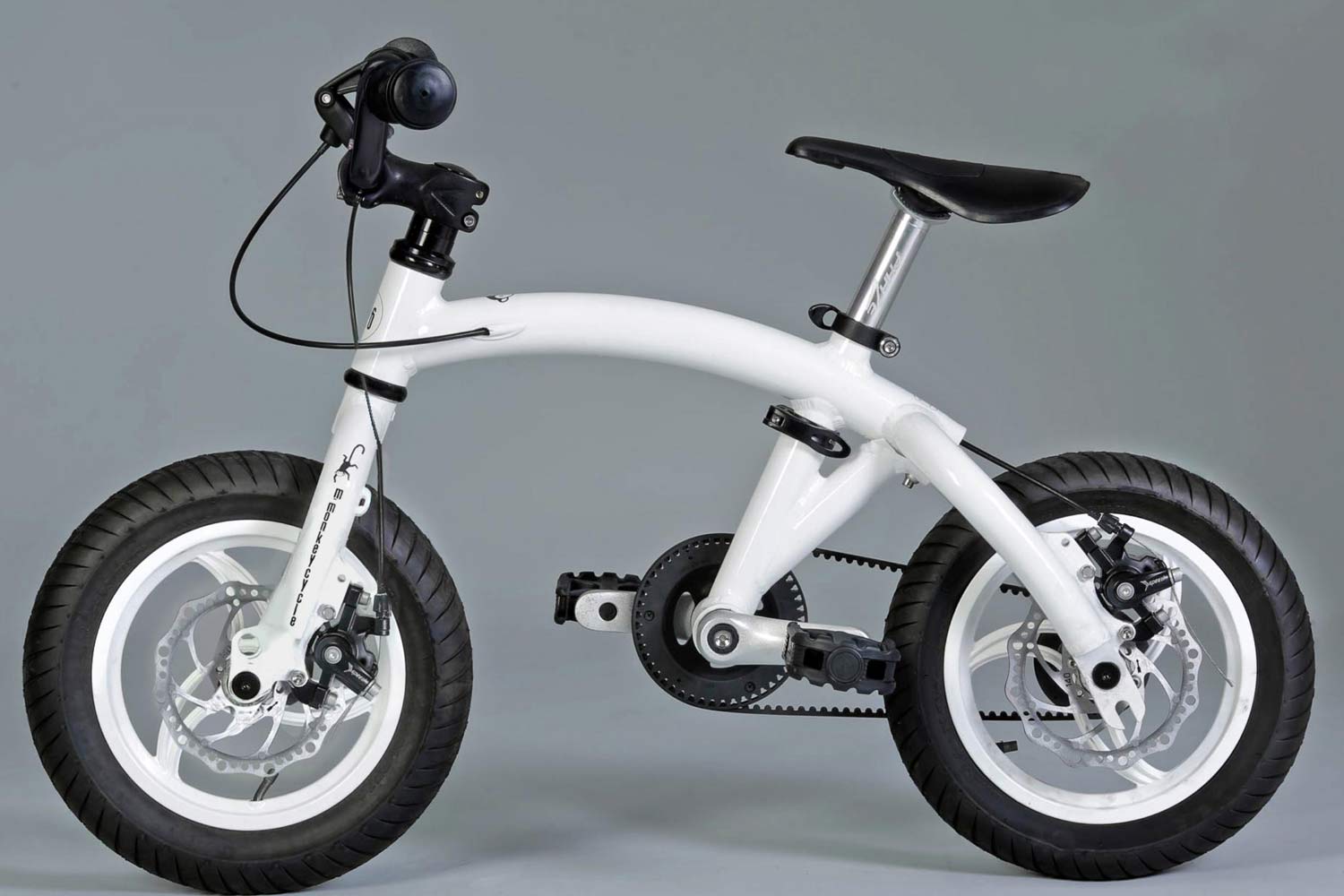MonkeyCycle adjustable kid's bike, 8-in-1 children's bike that grows from balance bike to pedal bike