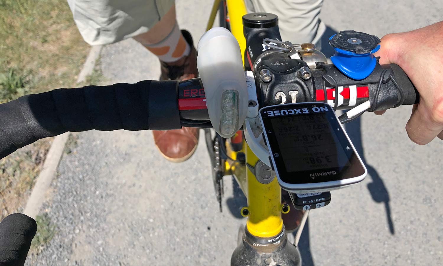 Quad Lock iPhone X case & Bike Mount kit on the bike