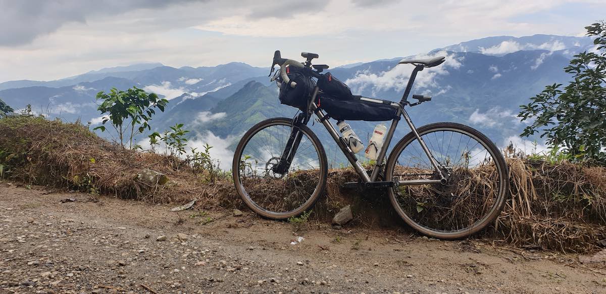 bikerumor pic of the day cycling in Caldas region of Colombia whilst touring for a week and climbing the Alto de Letras
