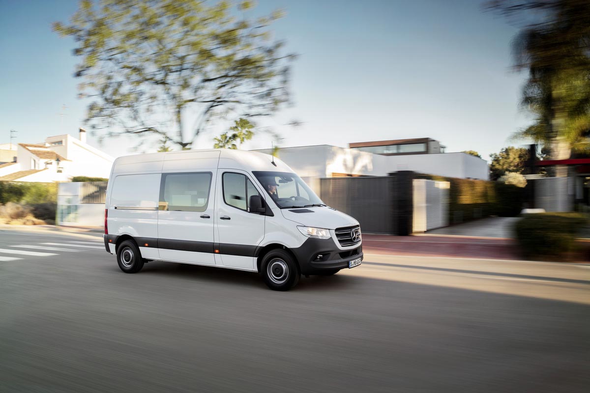 #vanlife: Mercedes-Benz rolls into the new year w/ all new 2019 Sprinter cargo vans