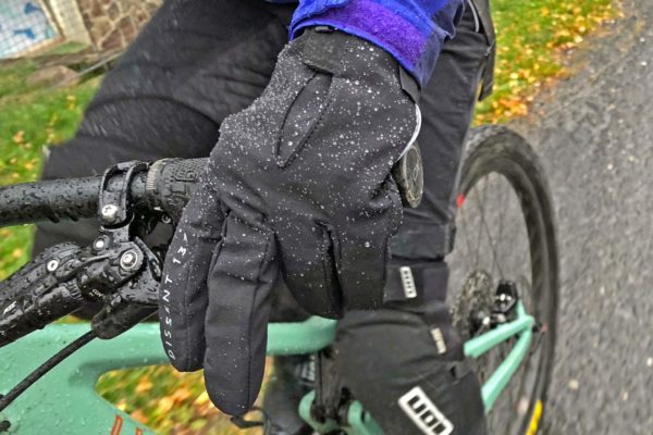 Dissent 133 Ultimate Glove Cycling Pack for cold and/or wet winter riding