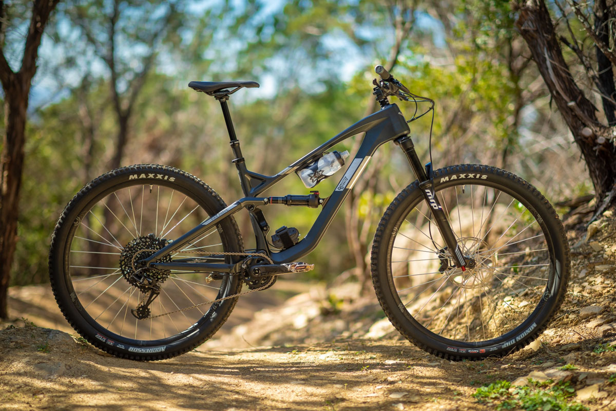 Guerrilla Gravity gets Revved Up for U.S. made carbon with 4 bikes in 1 frame
