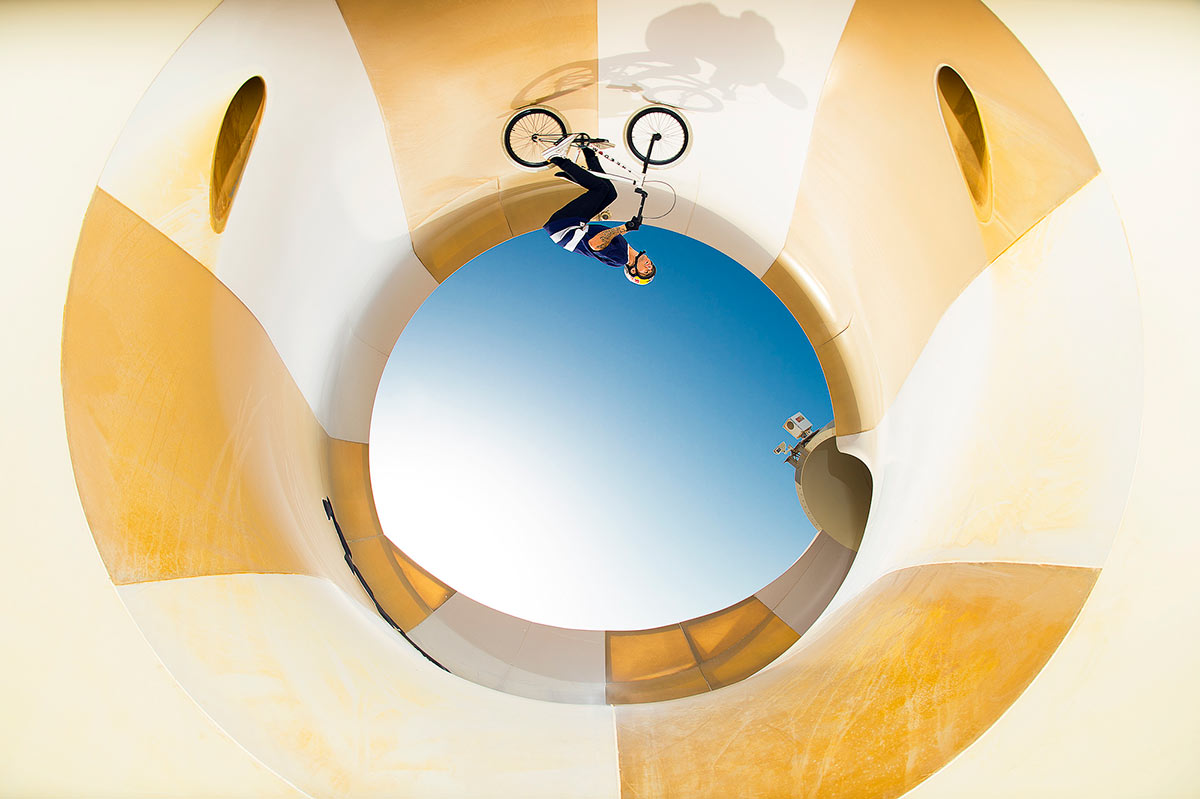 Kriss-Kyle-waterpark-loop-BMX-DUBAI