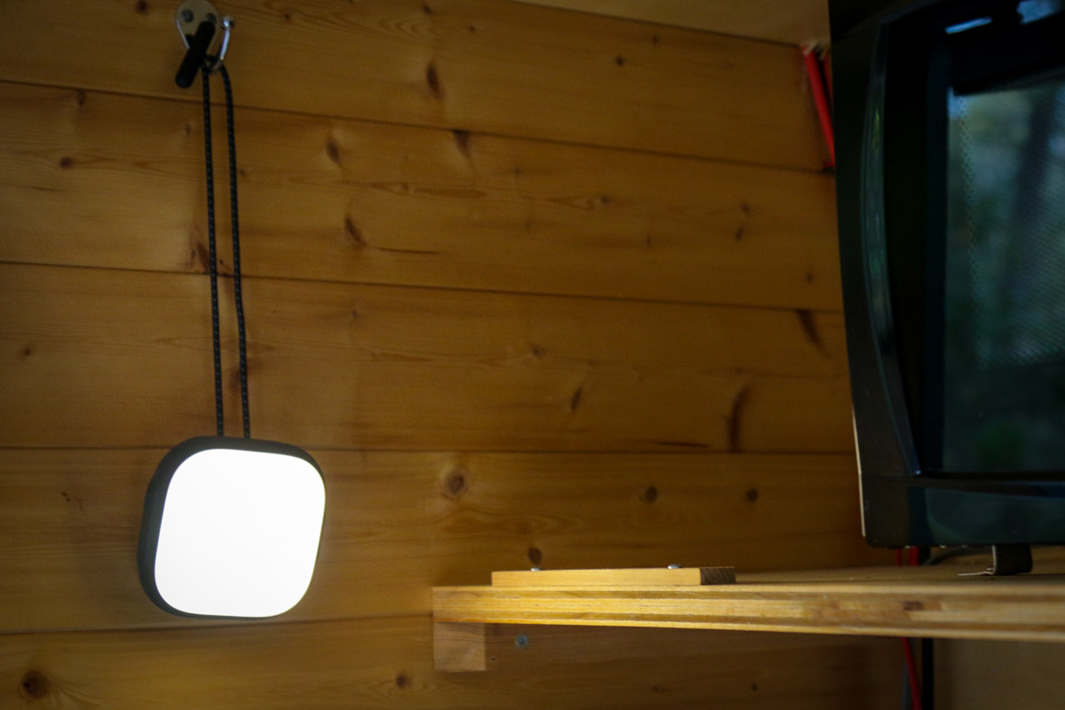 Review: Lander Cairn XL is a clever combination of power bank and lantern