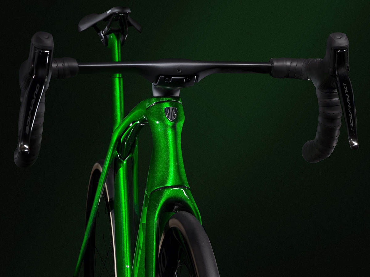 Trek_Project_One_Icon_candy_emerald_green_madone