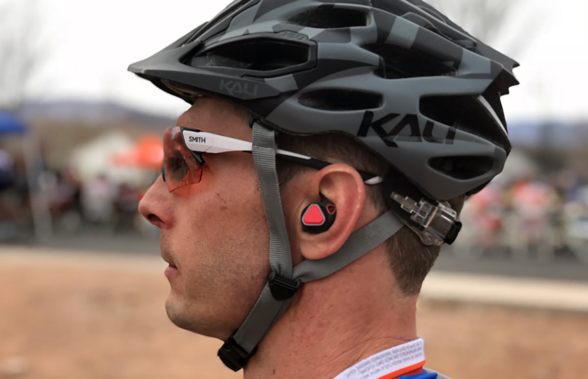 axumgear sprint wireless earbud review for cyclists runners and crossfit athletes
