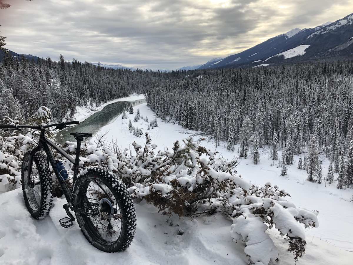 bikerumor pic of the day fat biking at nipika resort in Radium Hot Springs, BC Canada