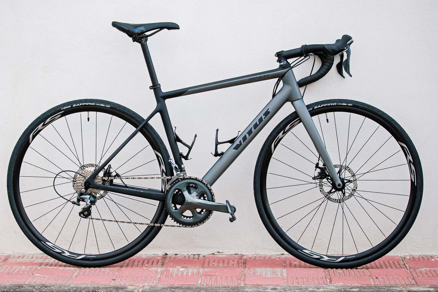 2019 Vitus Zenium affordable carbon disc brake road bike