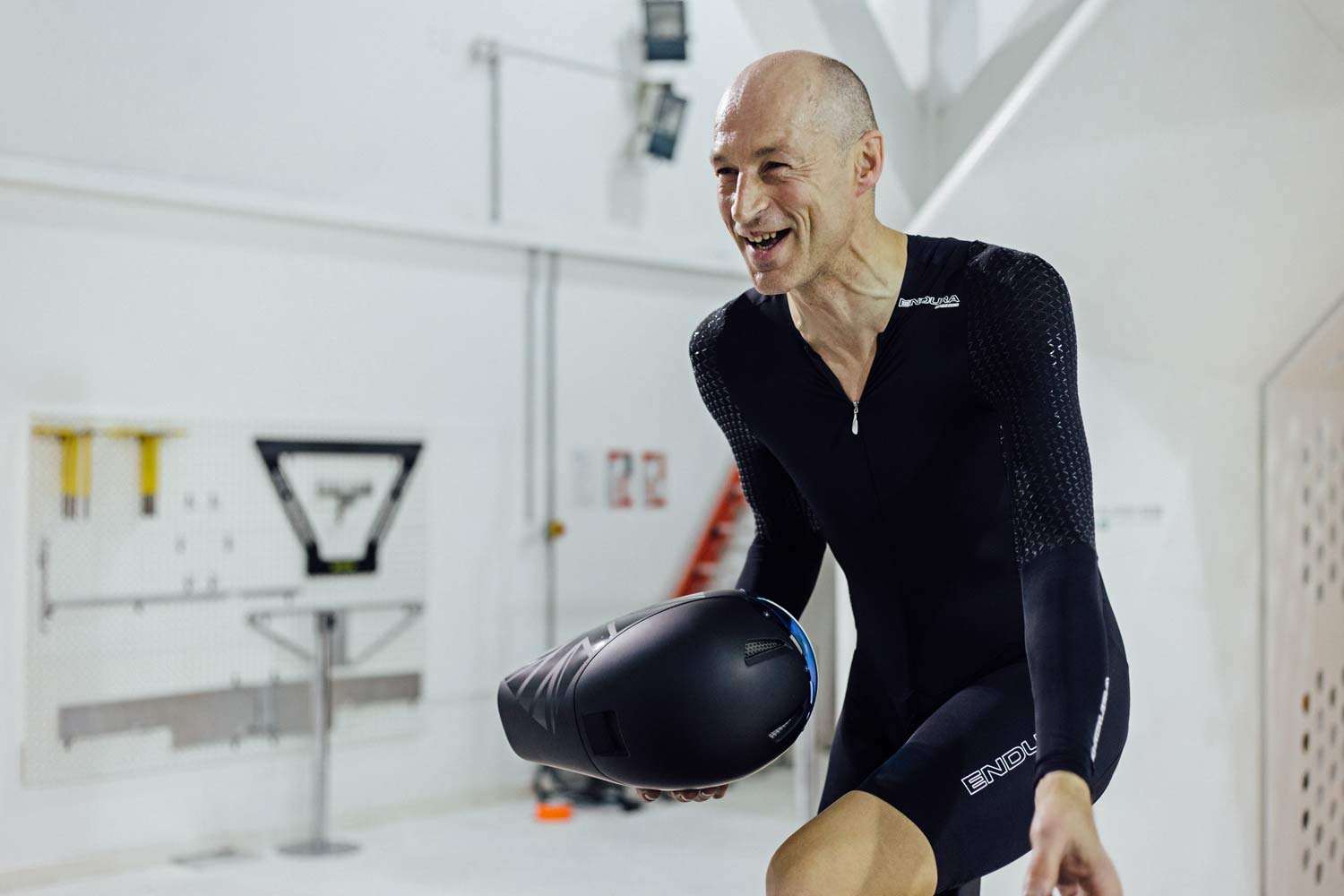Endura D2Z SST silicone chevrons Banned by the UCI, with Graeme Obree