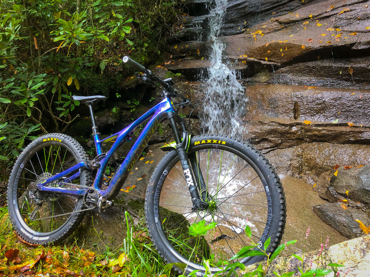 Review: Industry Nine Hydra equipped Enduro310 Carbon 29" MTB wheels