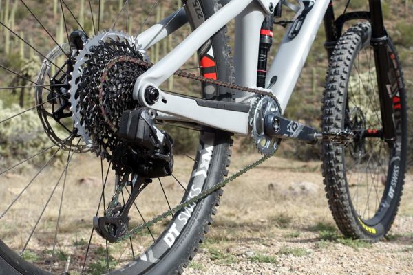 SRAM Eagle AXS eTap mountain bike group with wireless shifting tech info and details