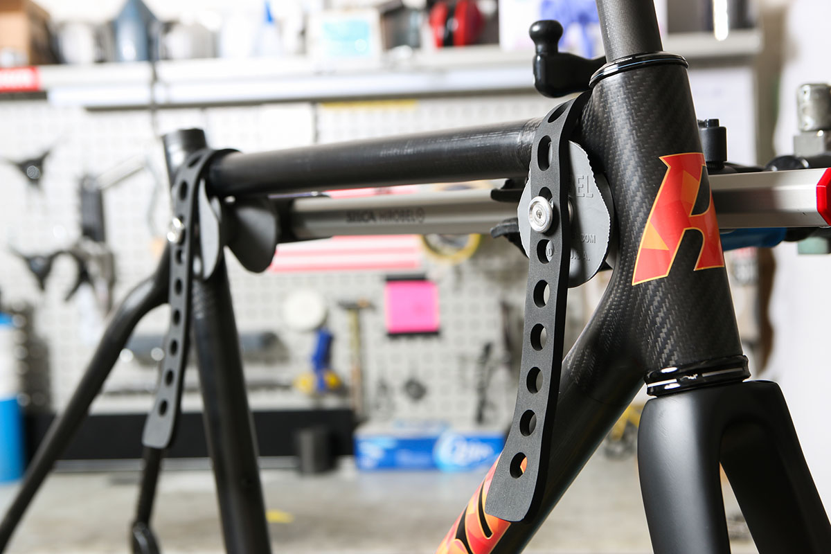 Silca-Hirobel-carbon-fiber-bicycle-clamp-frame2
