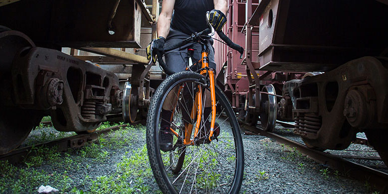 Reader's Rig: James's Surly Cross-Check 