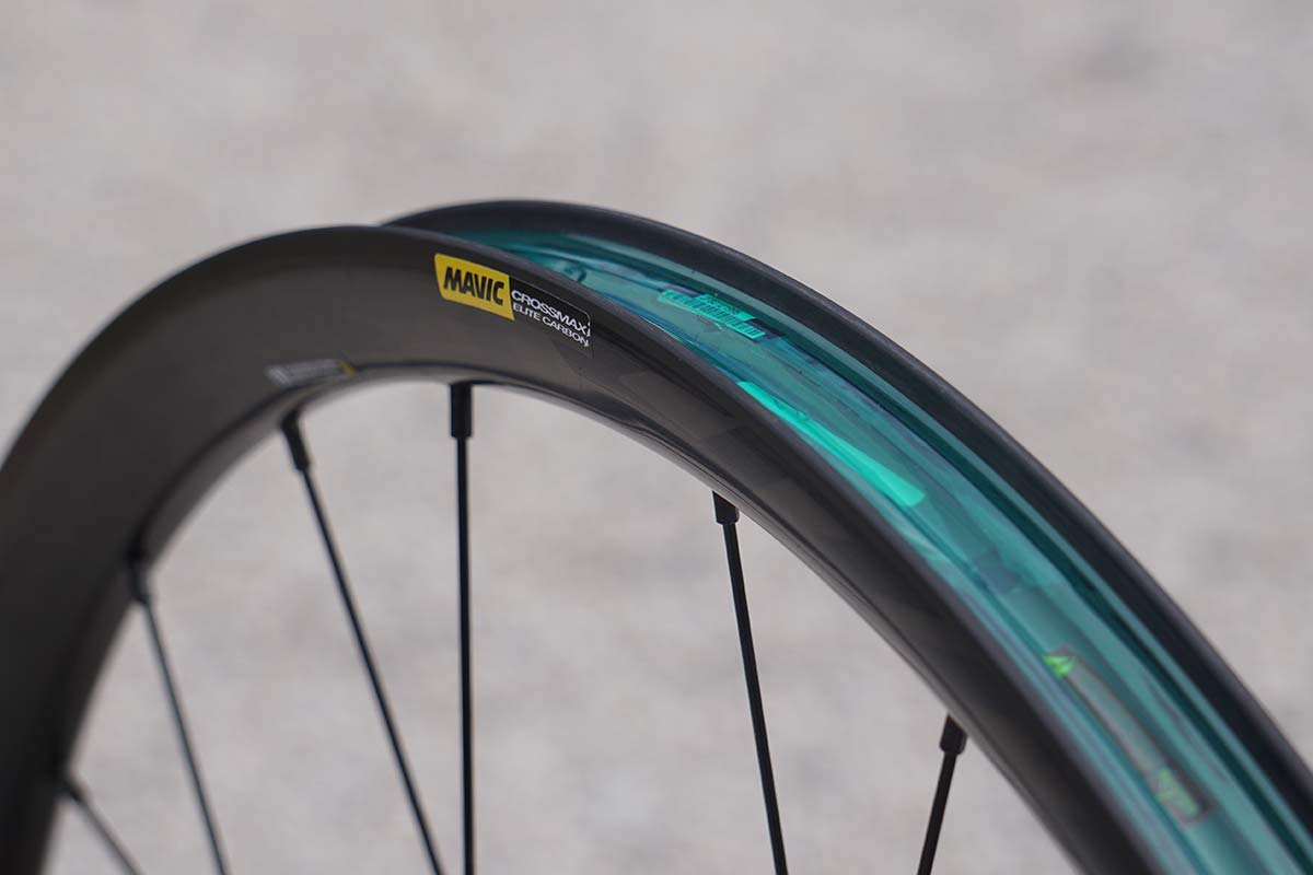 Mavic adds Elite carbon mountain bike wheels, Deemax update & MicroSpline option